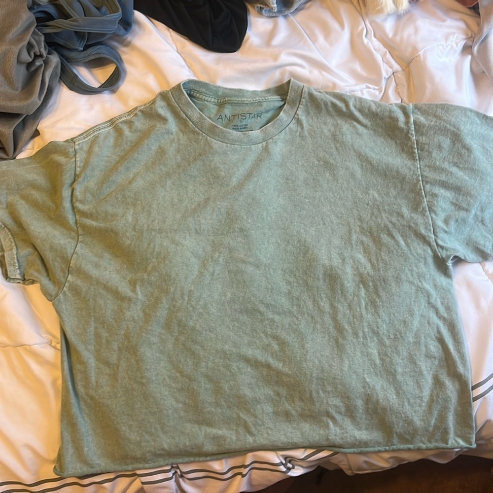 Boxy cropped tee